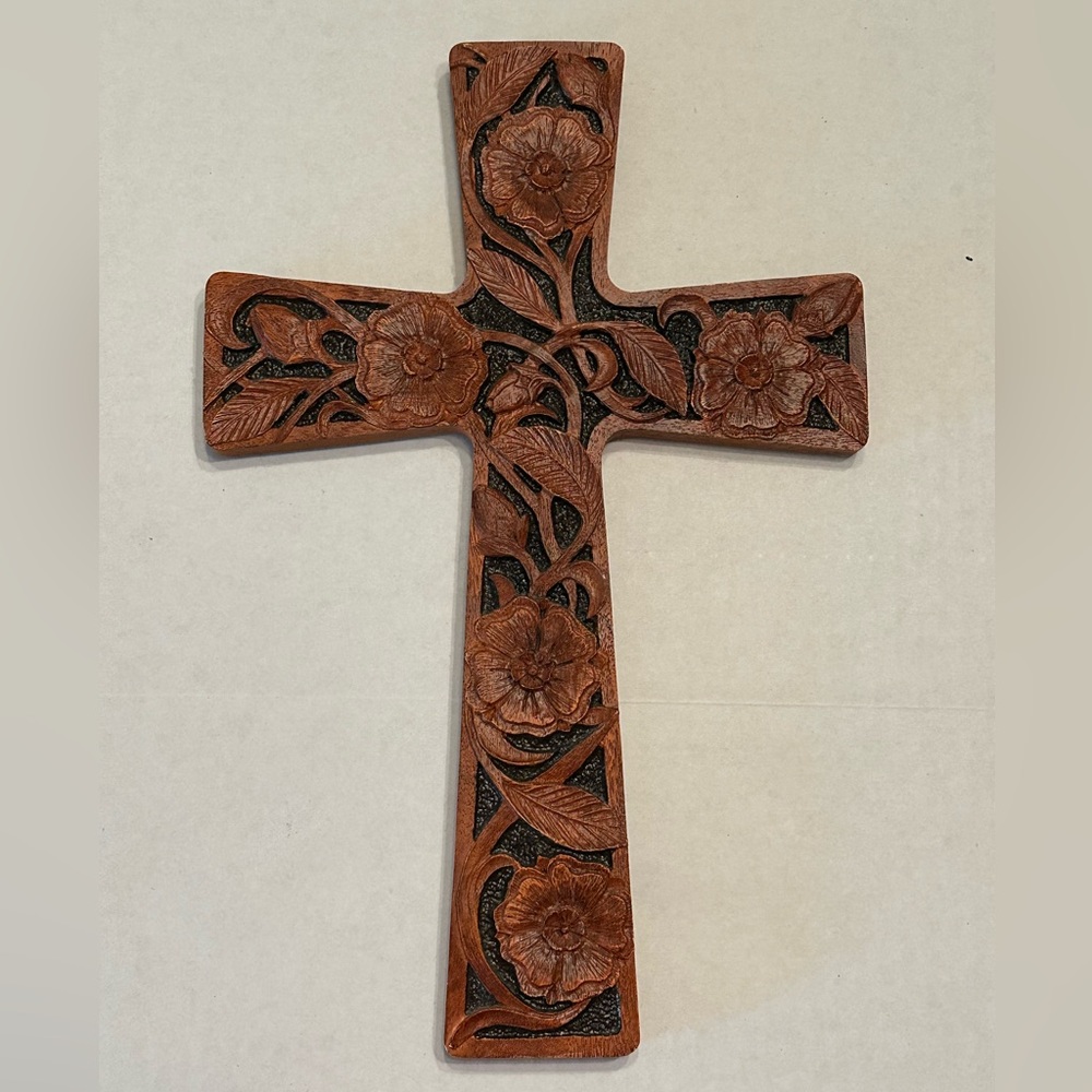 Big Sky Carvers Prairie Rose Carved Cross Wall Hanging